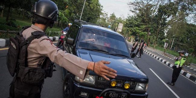 giat-ppkm-darurat-di-sejumlah-daerah-4_169